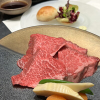 本格肉料理 丸小 - 