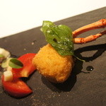 フロリレージュ - オマール海老の頭と身のフリットのサラダ仕立て（2012/8）
      