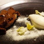 フロリレージュ - モンドールチーズとチョコレート（2012/10）
      