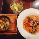 Deli＆Bar 横浜ブギ - スープの野菜もおいひぃ!!!