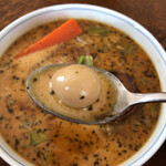 SOUP CURRY KING - ウズラの卵が嬉しい！