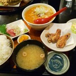 JAPANESE RESTAURANT 食楽 たざわこ - ランチ【ネギトロ、豆腐チゲ+唐揚げ】