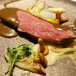 フロリレージュ - シャラン鴨のローストとそのジュのソース（2012/11）
      