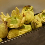 フロリレージュ - アミューズ：ふきのとうのラヴィオリ（2012/12夜）