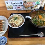 ラーメン幸味 - ニラそば、ちゃーまよ、焼き餃子