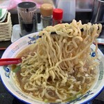 ケンちゃんラーメン - 小盛りでもメッチャ多い