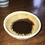 仁亭 - 胡麻をすりソースIN