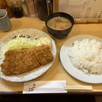 とんかつ燕楽 - 