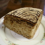 ブランジェリーショコラ - パン・ドゥ・カンパーニュ。イチジクが入っています