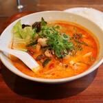 Thai Kitchen - トムヤムラーメンランチ(770円)
                        麺大盛り +50円