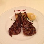 ラ・ベットラ・ダ・オチアイ ナゴヤ - 仔羊の香草グリル