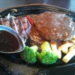 肉の万世 - ハンバーグとカットステーキ