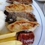 Restaurante Brasil - 牛肉・チキン・ソーセージの豪華串刺し
