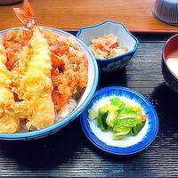 浅草 魚料理 遠州屋 - ◎ 火曜日、金曜日限定の天丼定食は（税込）750円