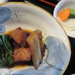 おいしい台所12カ月 - マグロとゴボウ煮、お新香