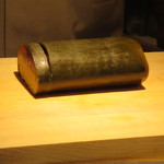 銀座おかもと - 鯖寿司が出てきました。