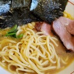 麺屋 千鶏 - 鶏豚骨ラーメン の麺