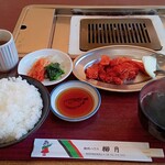 Yakinikuhausu Ryuugetsu - カルビ定食大