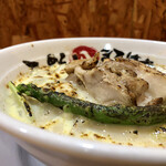 らーめんまるはち - 春野菜のグラタンまぜそば