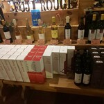 赤富士ワインセラー - ドリンク写真:ワインいっぱい