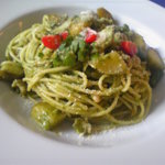 鶏と新じゃがのジェノベーゼ(バジルソース)スパゲティー☆