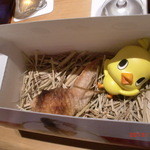 神保町 傳 - 超アツアツの鶏肉に黒米やクコの実や松の実等中華チマキみたい＾＾味は和でした