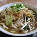 ヤマニ - 野菜ラーメン650円！