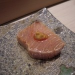 すし匠 - 2013/01/24　ぶりのヅケ（氷見産）