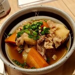 新橋 シロマル。 - 春の肉じゃが(530円)