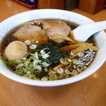 ラーメン中盛味玉850円