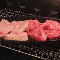 赤身焼肉 かるびあーの 新橋店 - 「国産牛ハラミ」＆「熊本あか牛 特上カルビ」