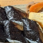 田舎屋弁当 長束本店 - バラン嫌いなので取り去った図(笑)