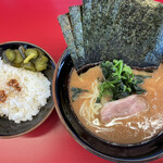 家系ラーメン 佐々喜家 - 