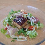 レストラン　空音 - ズワイ蟹のキッシュオムレツ