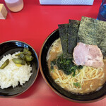 家系ラーメン 佐々喜家 - 