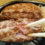 Ｇｒｉｌｌマッシュ - 極上ハンバーグはレア(好みの焼き加減は聞いてくれます)