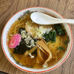 丸美食堂 - ラーメン 600円