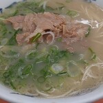 元祖ラーメン長浜家 - 固さはナマ〜♪