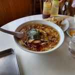 喜久屋食堂 - 普通のラーメンを頼んでみました