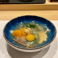 新地 鮓 ゆうじろう - のれそれ（穴子稚魚）を蕎麦仕立てに…