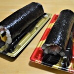Keiou Sutoa - 「七種の海鮮恵方巻」と「天然三種まぐろの恵方巻」