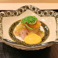 津の守坂 小柴 - 赤貝、子持ち昆布、鰹のジュレ
