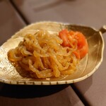 松の樹 - 特級クラゲ(ゴリッゴリ)冷菜(¥1,250)