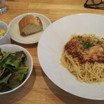 ボーノ - ボロネーゼ＋サラダセット