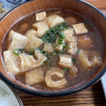 サンカク窓 - 本日のお昼ごはん（税込 1,000円）評価＝◎：徳島県産 よだれ鶏、蓮根とウドのきんぴら、菜花とツナのワサビ和え