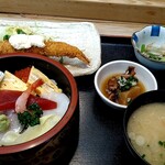 豊富鮨 - 料理写真:生ちらし定食