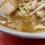 ラーメン二郎 - 【再訪】夜の部二代目作のスープ