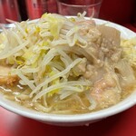 ラーメン二郎 - 【再訪】ラーメン(ニンニク,アブラ)