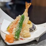 日本料理 満つ谷 - 揚物～海老、茄子、蓮根、獅子唐、人参、南瓜