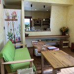 旅とPizzaとお宿 咲色 - 店内